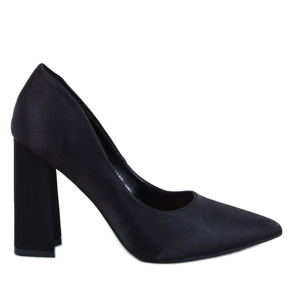 Saks Fifth Avenue satin pointed toe block heel. Sz 8M